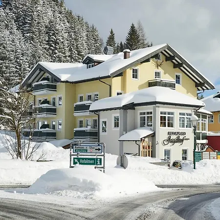 Jagdhof Hotel 4*