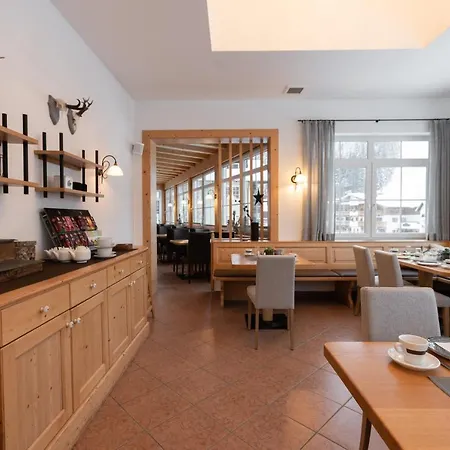 Jagdhof 费尔兹姆斯