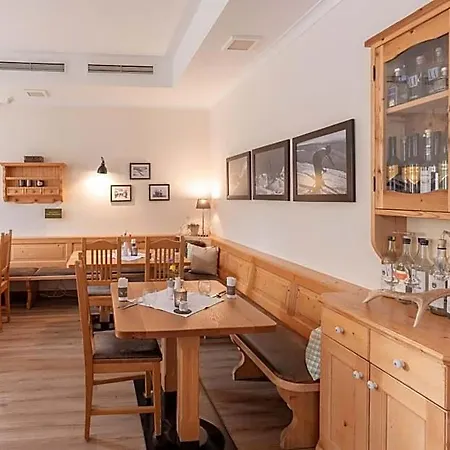Ξενοδοχείο Jagdhof 4*